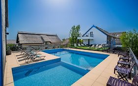 Delta Boutique & Carmen Silva Resort